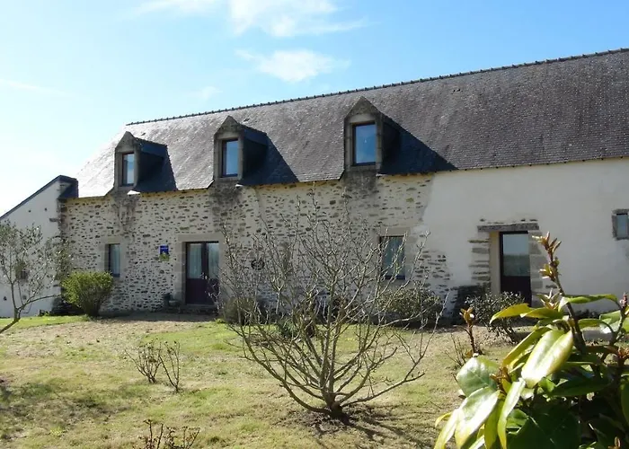 Le Colombier De Kerguezec
