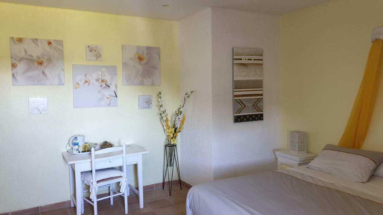 Bed & Breakfast Le Colombier De Kerguezec *